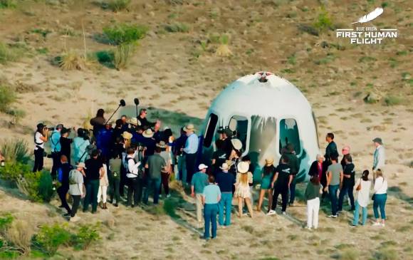 Se hizo realidad: Jeff Bezos despegó al espacio en el cohete New Shepard