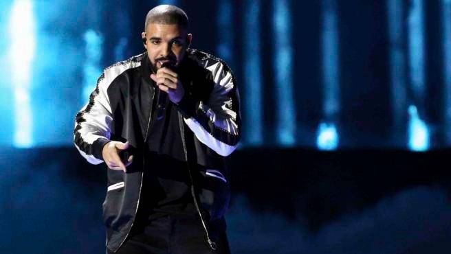 Drake es uno de los músicos canadienses más conocidos en la industria del espectáculo. Además es uno de los nombres fuertes de la programación de Estéreo Picnic 2023. Foto: Efe.