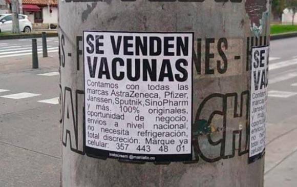 Cartel en uno de los postes de Bogotá. FOTO: Cortesía