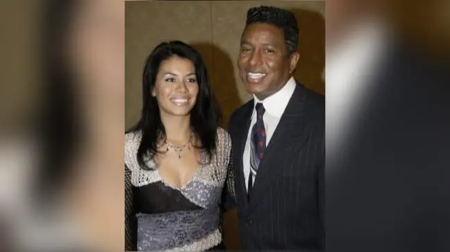 Bogotana y madre de cinco hijos, Alejandra Jackson vivió 22 años en la mansión de los Jackson, donde llegó tras enamorarse de Randy, hermano de Michael, y sobrevivir a un secuestro del ELN en Colombia. FOTO: Getty Images.