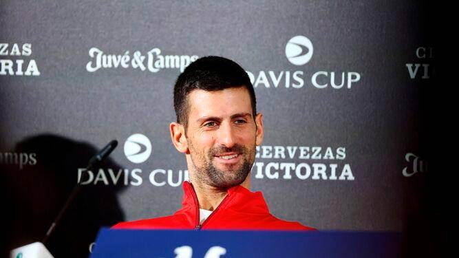 Novak Djokovic tiene el objetivo de ganar la Copa David en este final temporada. FOTO AFP