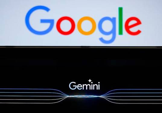 Gemini es la IA de Google. La empresa decidió detener el avance de su modelo más reciente. Foto: Getty.