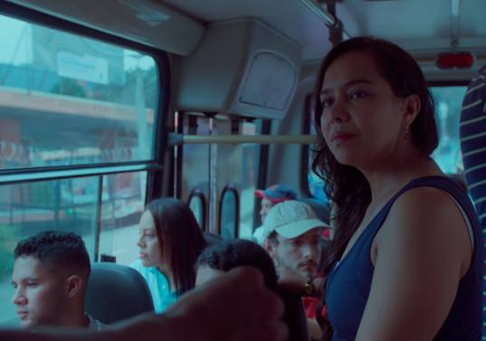 Fotograma del largometraje<i> La piel en primavera</i>, de la directora Yennifer Uribe. Foto: Cortesía