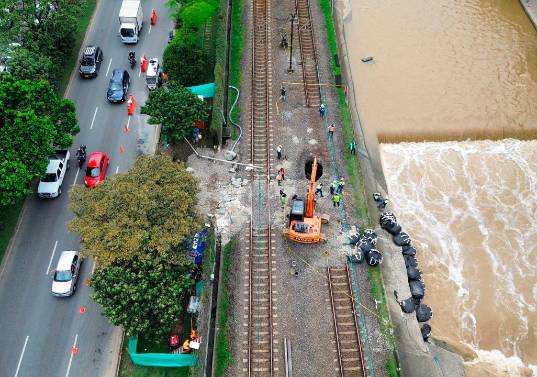 Aspecto de los trabajos que avanzan entre las estaciones Aguacatala y Poblado del metro de Medellín. FOTO: Camilo Suárez Echeverry