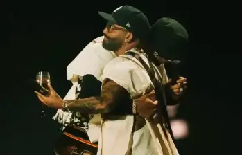 Video | ¡Muy paisa! Ryan Castro le puso poncho y carriel a Arcángel