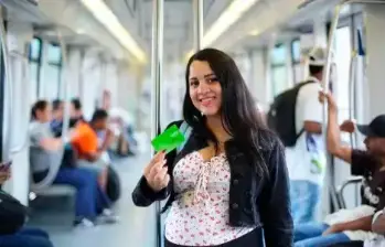 ¿Embalado por pasajes? Van a dar 50.000 cupos de viajes en metro para estudiantes