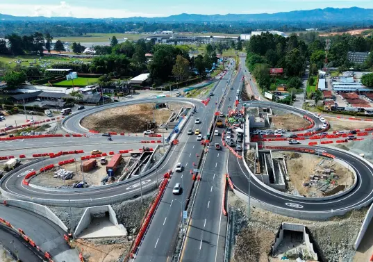 Se estima que por el intercambio vial se movilicen hasta 6.500 vehículos por hora. FOTO: Camilo Suárez