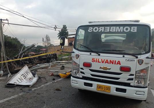 Accidente en Silvania. Foto: Gestión del Riesgo de Cundinamarca @RiesgosCundi