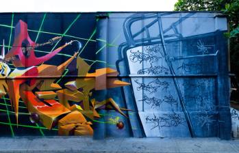 El mural “El graffiti y su legado en Medellín” fue creado por varios artistas urbanos en una superficie de 350 metros cuadrados. FOTO cortesía