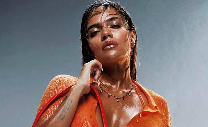 Karol G es la cara de la campaña de su nueva colaboración con Diesel. FOTO @karolg en Instagram