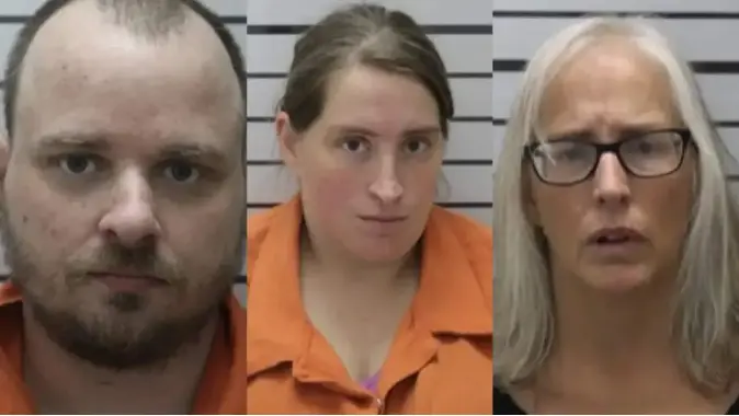 Los adultos implicados - el papá, la mamá y la abuela- fueron detenidos y con una fianza de cien mil dólares para cada uno. Imagen: Muskogee County Sheriff’s Office