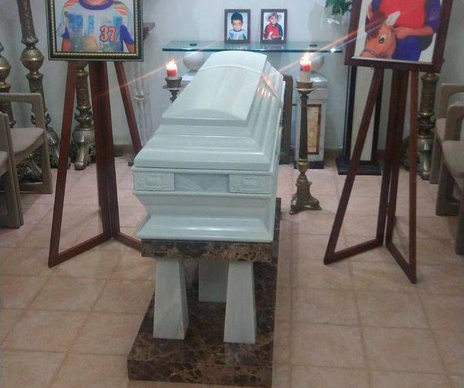 El cadáver de Maximiliano viajó en la madrugada del sábado desde Medellín hasta Segovia. FOTO: CORTESÍA