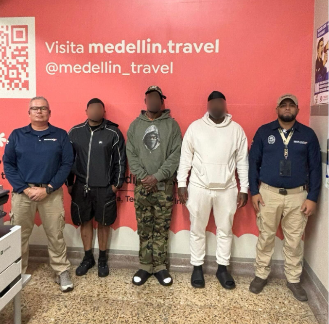 Migración Colombia inadmitió a tres extranjeros en el aeropuerto José María Córdova de Rionegro. FOTO: Migración Colombia