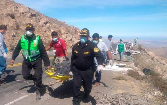 14 personas murieron en el lugar y 13 más camino al hospital local. FOTO TWITTER @FEEDPERUANO