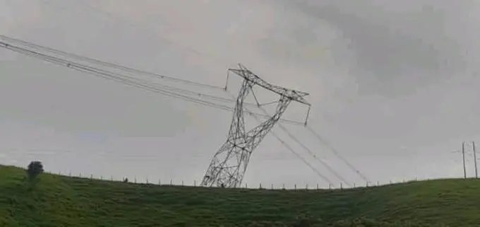 el acto terrorista se perpetró en dos torres de energía ubicadas en zona rural del municipio de Maceo. FOTO: Cortesía