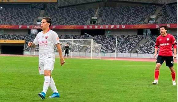 Juan Fernando Quintero se estrenó en el balompié chino. FOTO TWITTER