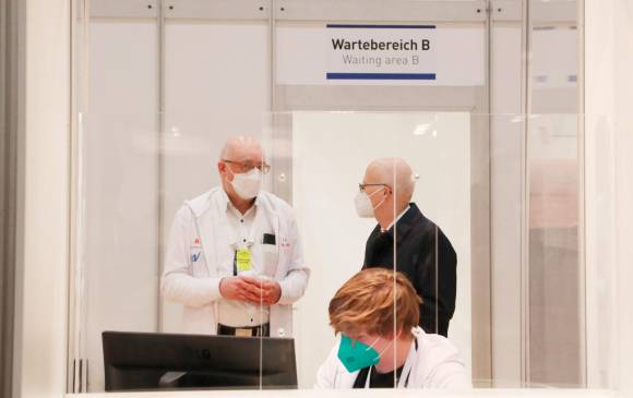 Alemania reportó este martes 11.897 nuevos contagios de covid-19. FOTO EFE
