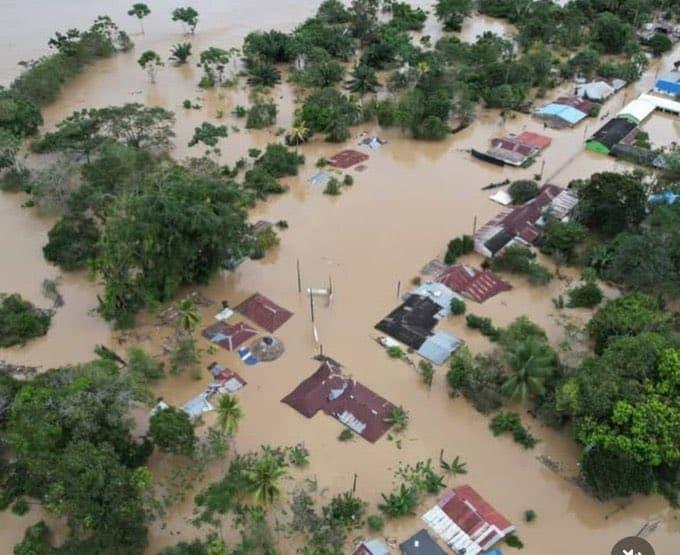 Los niveles de los ríos Sinú, San Jorge y Canalete alcanzaron cotas históricas tras lluvias extremas registradas en menos de 24 horas. FOTO: redes sociales. 
