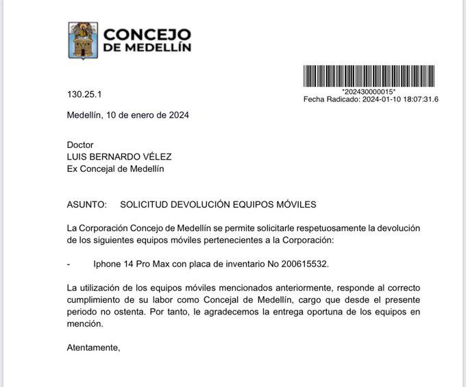 A dos exconcejales les enviaron cartas para que devolvieran celulares que son propiedad del Concejo de Medellín