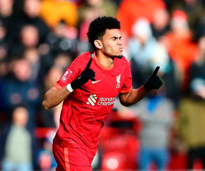 Luis Díaz atraviesa el momento más difícil de su vida y su carrera. FOTO @LFC