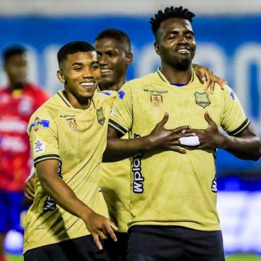El delantero chocoano Marco Pérez, de 32 años de edad, mantiene una buena cuota goleadora en el fútbol colombiano. <span class="mln_uppercase_mln">FOTO</span> <b><span class="mln_uppercase_mln">Jaime Pérez</span></b> 