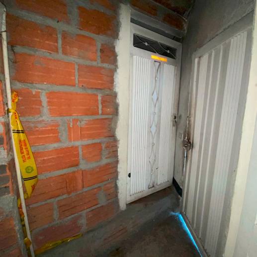 Dentro de esta vivienda del barrio Doce de Octubre ocurrió el homicidio más reciente de un adulto mayor en Medellín. FOTO: ANDRÉS FELIPE OSORIO GARCÍA