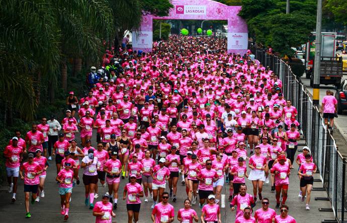 El certamen atlético busca llevar un mensaje de prevención del cáncer de mama. Foto: Manuel Saldarriaga Quintero.
