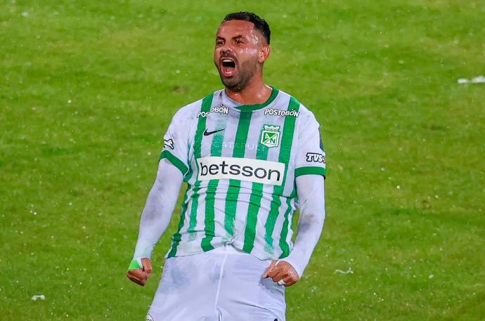 Atlético Nacional vivió una noche inolvidable este 30 de abril, al conmemorar su aniversario número 78 con una contundente victoria 3-0 frente al Deportivo Pasto. Foto: Manuel Saldarriaga Quintero