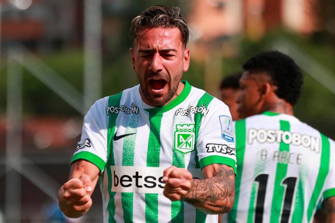 En un duelo disputado en el Polideportivo Sur de Envigado, el equipo ‘verdolaga’ goleó de manera contundente 3-0 a Alianza, en el marco de la sexta fecha de la Liga BetPlay 2025-II. Foto: Manuel Saldarriaga Quintero