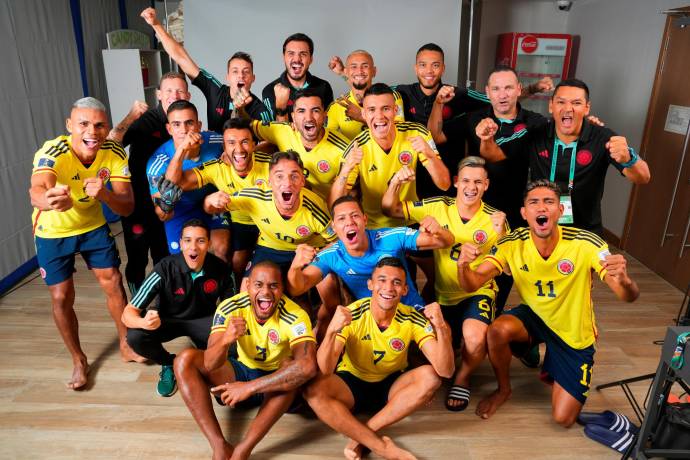 El 16 de febrero de 2024 es un día histórico para el fútbol colombiano, dado que la Selección Colombia de Fútbol Playa debutó oficialmente en un Mundial de esta disciplina. Foto: GETTY 