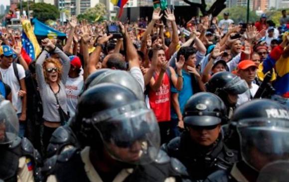El informe de la CPI indica que las fuerza pública venezolana habría cometido crímenes como tortura y secuestro. FOTO: EFE.