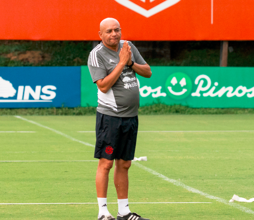 Murió Erick Rodríguez, asistente técnico de la selección Costa Rica. Foto: AFP. 