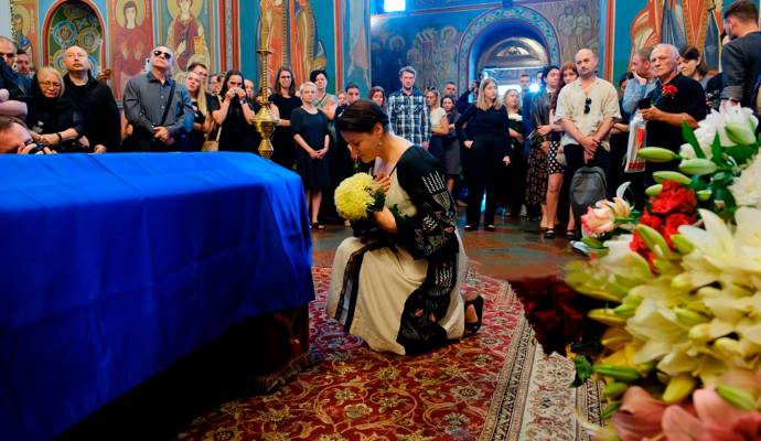 El ataque tuvo lugar en el restaurante Kramatorsk Ria Lounge donde la escritora Ucraniana acompañaba a la delegación de escritores y periodistas colombianos. Foto: Getty
