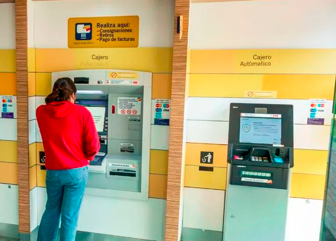 Cajero de Bancolombia en Barranquilla estuvo entregando dinero de más a sus usuarios. Foto: Getty. 