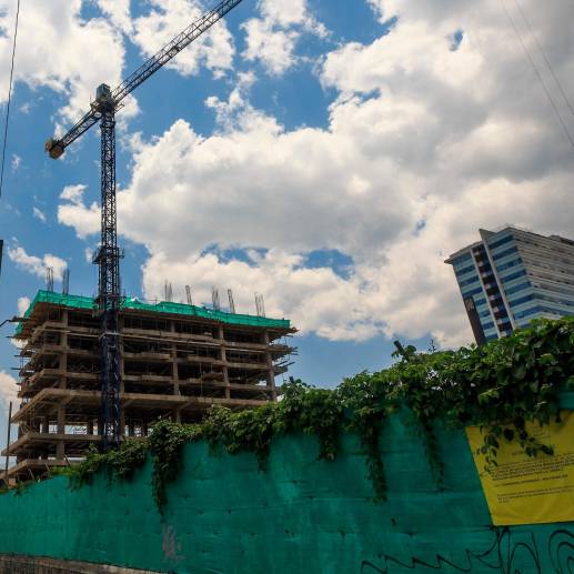 Es así como las bajas ventas de vivienda que vienen desde el año pasado, determinarían una baja actividad residencial en los próximos meses. FOTO CAMILO SUÁREZ 