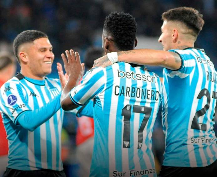 Juan Fernando Quintero y Johan Carbonero son dos de los colombianos que se mantienen con vida en torneos internacionales. FOTO: Tomada de X @RACING