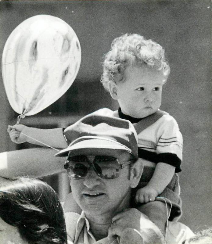 En Colombia se adoptó la fecha estadounidense que tiene sus orígenes desde Junio de 1979. Fotografía del año xxxx. Foto: Archivo el Colombiano