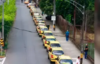 Estas son las quejas de los usuarios por irregularidades en acopio de taxis en El Poblado