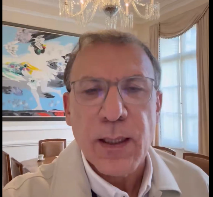 Roy Barreras en el Salón Obregón de la Casa de Nariño. Foto: Captura de Pantalla X @RoyBarreras