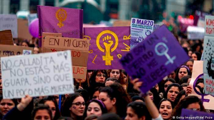En menos de 24 horas, tres mujeres fueron víctimas de feminicidio en Colombia. Foto: Getty. 