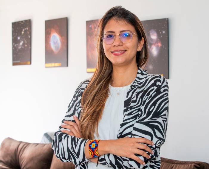 Tiene 33 años y es magíster y doctora en Astrofísica de la Universidad de Guanajuato. Ganó en noviembre de 2022 el premio Mujeres Épicas en la categoría Mujer científica. FOTO: ESNEYDER GUTIÉRREZ. 