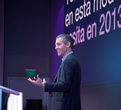 David Vélez, CEO de Nubank, destacó el rápido crecimiento de la compañía tras 10 años. FOTO CORTESÍA