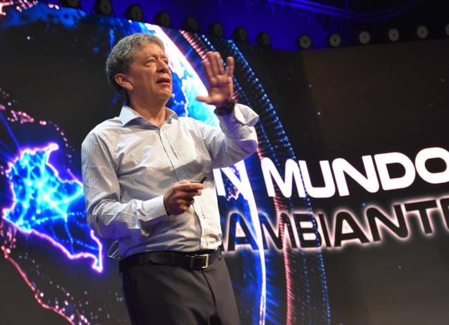 Atención: Bruce Mac Master renuncia a la Andi tras 12 años al frente ...