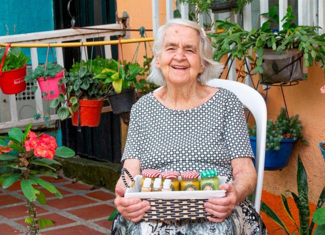 Inesita La Abuela Paisa Que A Los 88 Años Es Tiktoker 