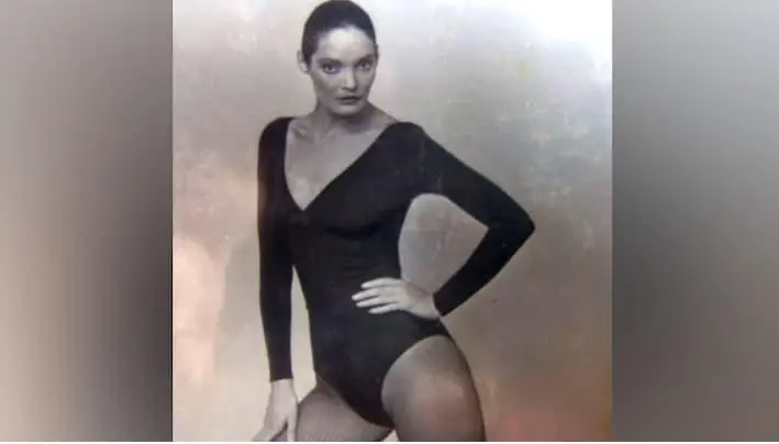 Protagonizó una portada histórica en la revista Cromos en 1978 y fundó una escuela de modelaje que incluía hombres, además de participar en montajes y coreografías en desfiles. Foto: Cortesía. 