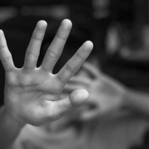 Colombiana denunció haber sido violada por cuatro hombres en Italia. Foto: Getty. 