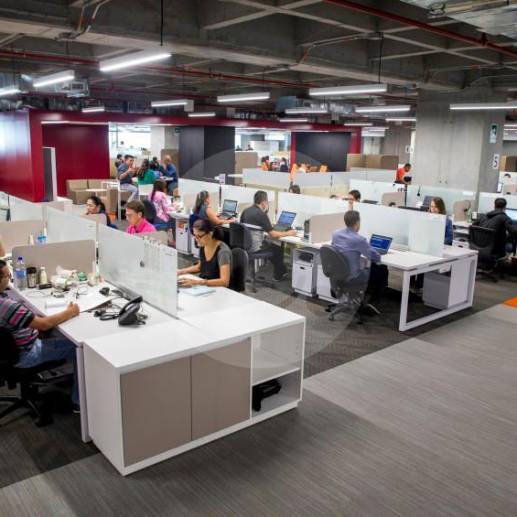 En Antioquia la oferta de oficinas para arriendo maneja áreas promedio de 118 metros cuadrados a un valor de $59.465 por metro. FOTO: Archivo EL COLOMBIANO
