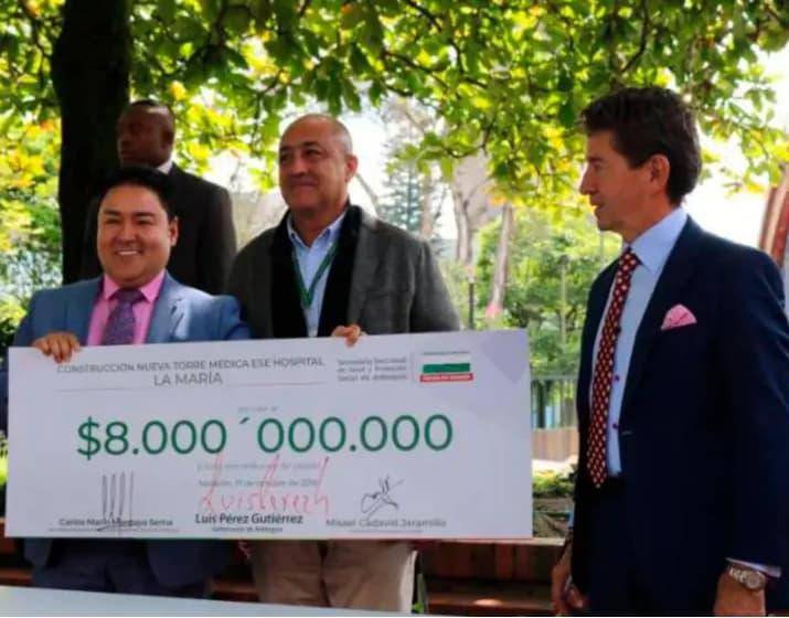 Misael Cadavid ha sido compañero de trabajo, amigo y aliado de Carlos Mario Montoya y el exgobernador Luis Pérez. FOTO: Cortesía