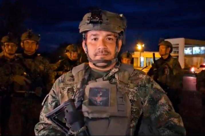 El mayor Andrés Mahecha, comandante de la Agrupación de Fuerzas Especiales Antiterroristas Urbanas, relató cómo fue el secuestro que vivió junto a su tropa en El Plateado. FOTO: Captura de video 