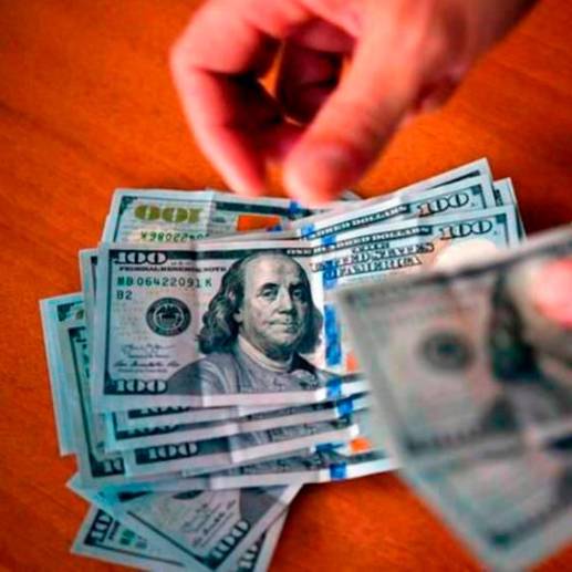 El dólar sigue en niveles que no se veían desde agosto del año pasado. FOTO CARLOS VELÁSQUEZ 